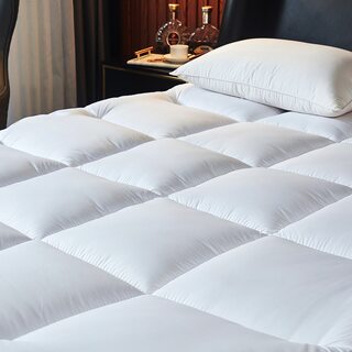 Hotel Style Mattress Topper In White King Single